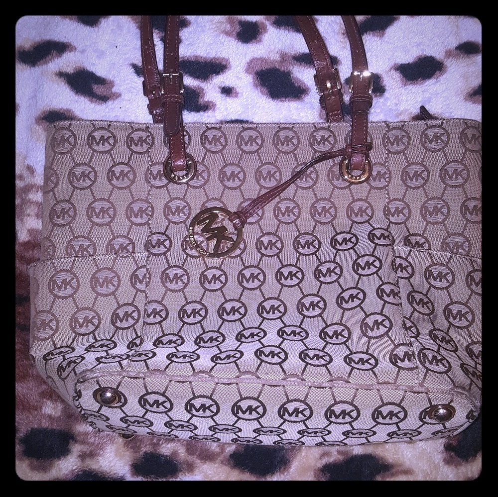 Mk purse